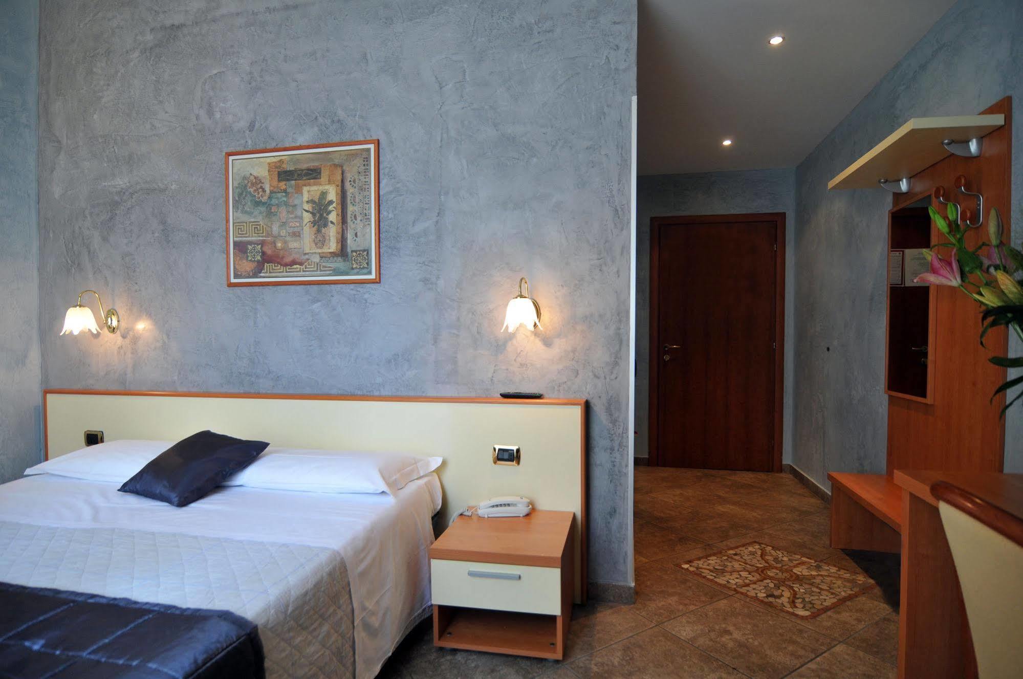 פירנצה Hotel Angelica מראה חיצוני תמונה